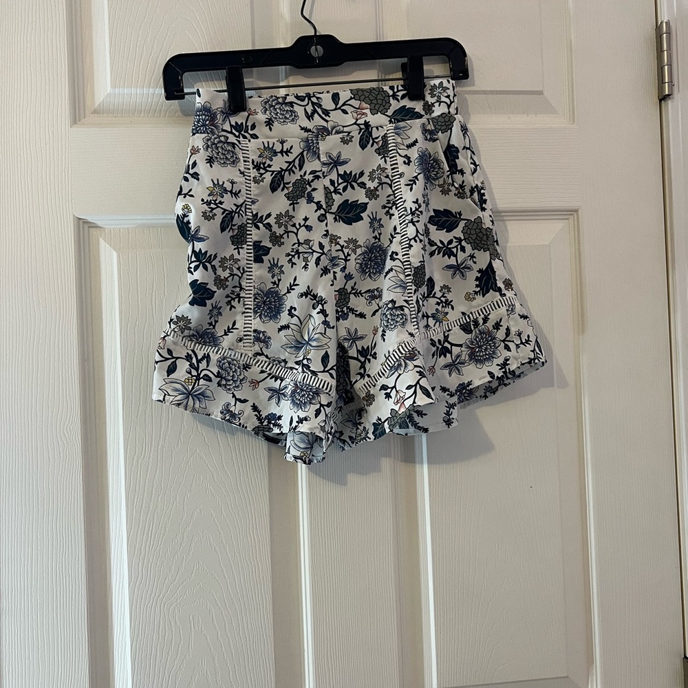 Zaful flora shorts women’s size small (4)